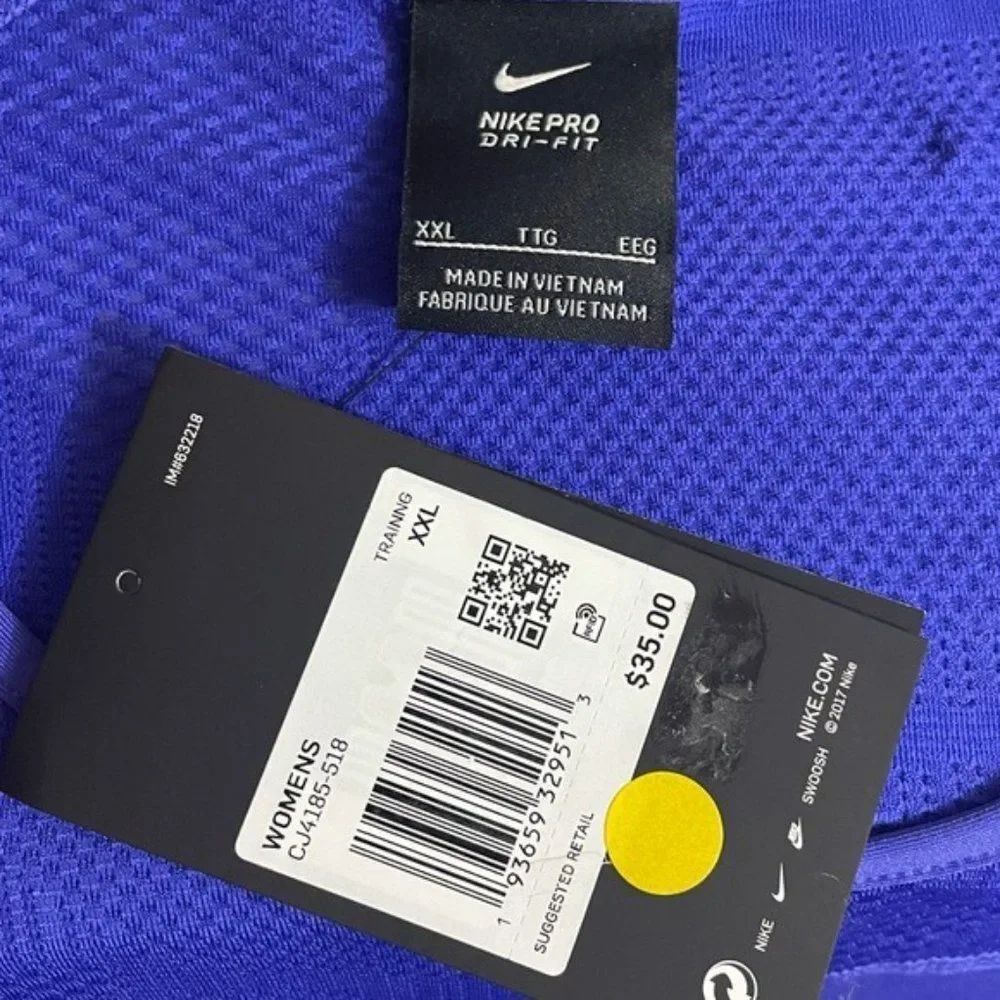 NWT Nike Pro Plus Size Fitted Athletic Crop Top